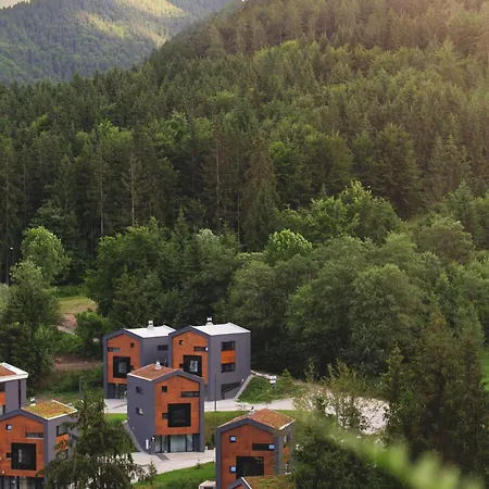 Daire Skibike, Hrabovo *